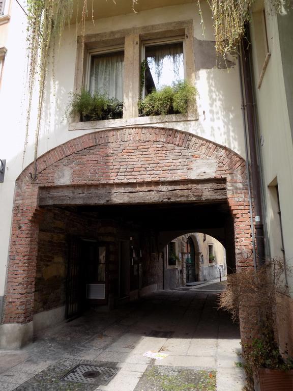 Letters To Juliet Apartment Verona Exterior photo